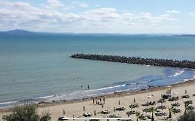 Diamond Beach Sea View Studios